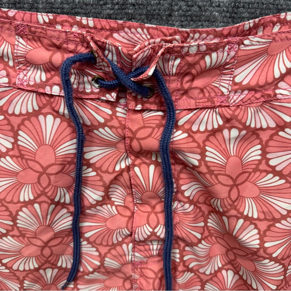 Vineyard Vines Boardshorts swim trunks Pink men's size 38 - Picture 3 of 7